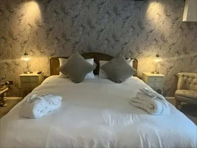 Bert'S Rooms At The Black Horse Inn ブリッグハウス ホテル